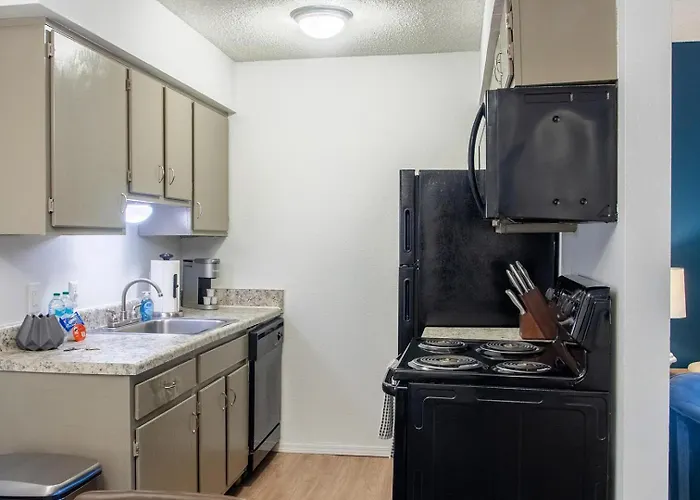 Apartment Landing Beautiful 1bd Pool Gym Tulsa